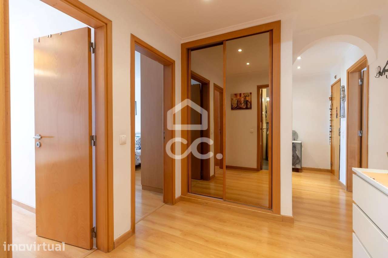 Apartamento T2 Remodelado em Lavradio - Grande imagem: 4/26
