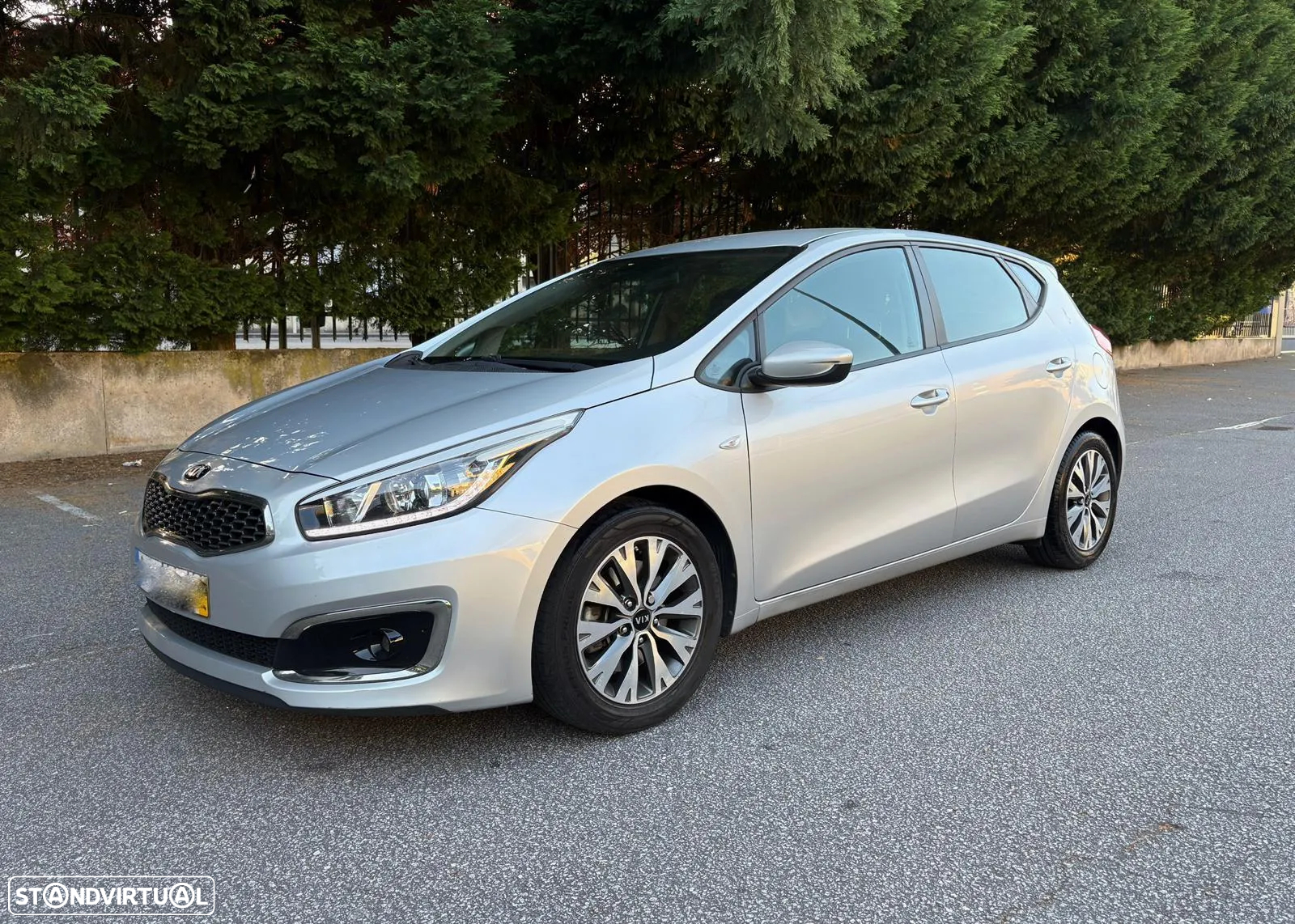 Kia Ceed 1.4 CRDi Nav Line - 26
