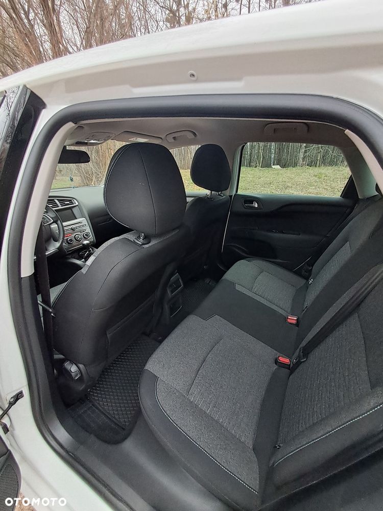 Citroën C4 1.2 e-THP Selection - 12