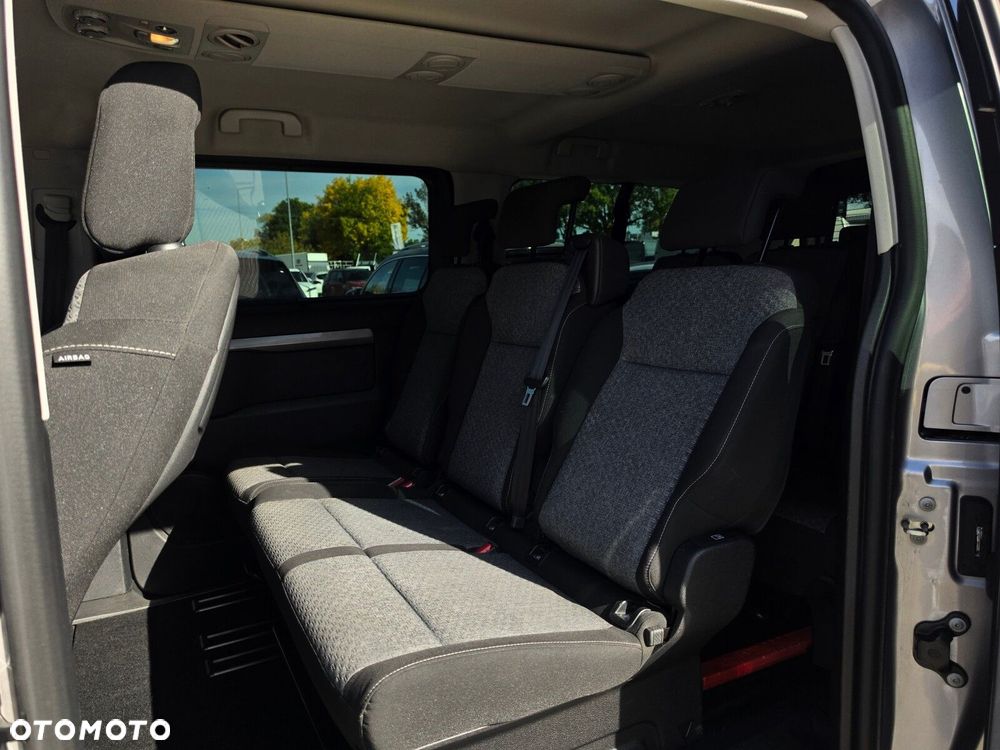 Peugeot Traveller 2.0 BlueHDi Long Business EAT8 - 28