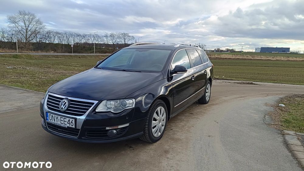 Volkswagen Passat 2.0 TDI Highline - 9