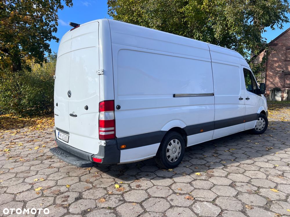 Mercedes-Benz Sprinter - 5