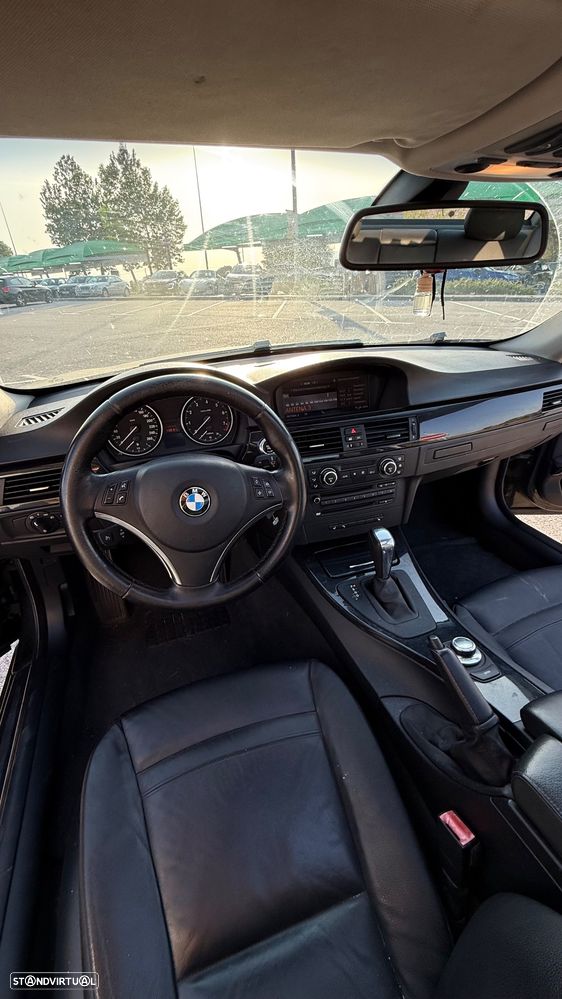 BMW 320 i Coupe Auto - 7