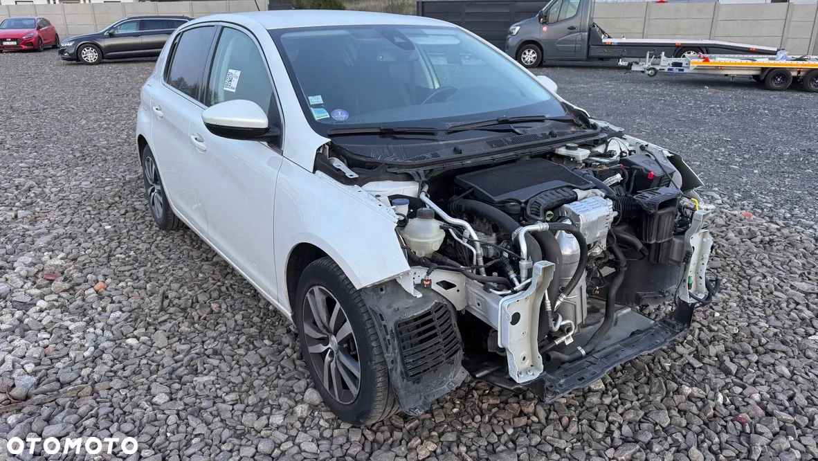 Peugeot 308 1.2 PureTech Allure S&S - 6