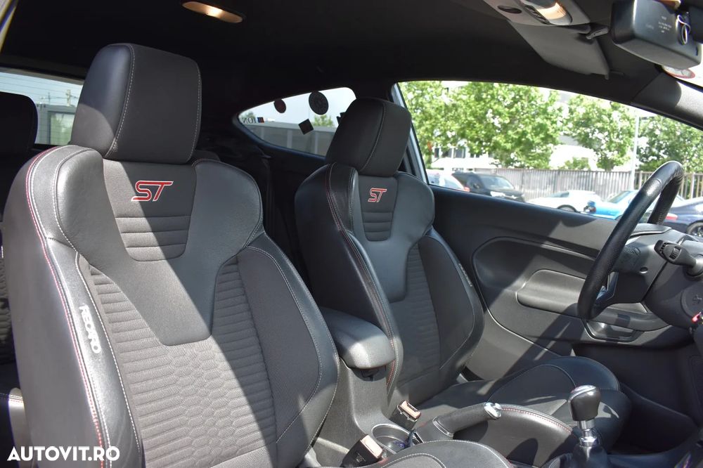 Ford Fiesta 1.6 ST - 7