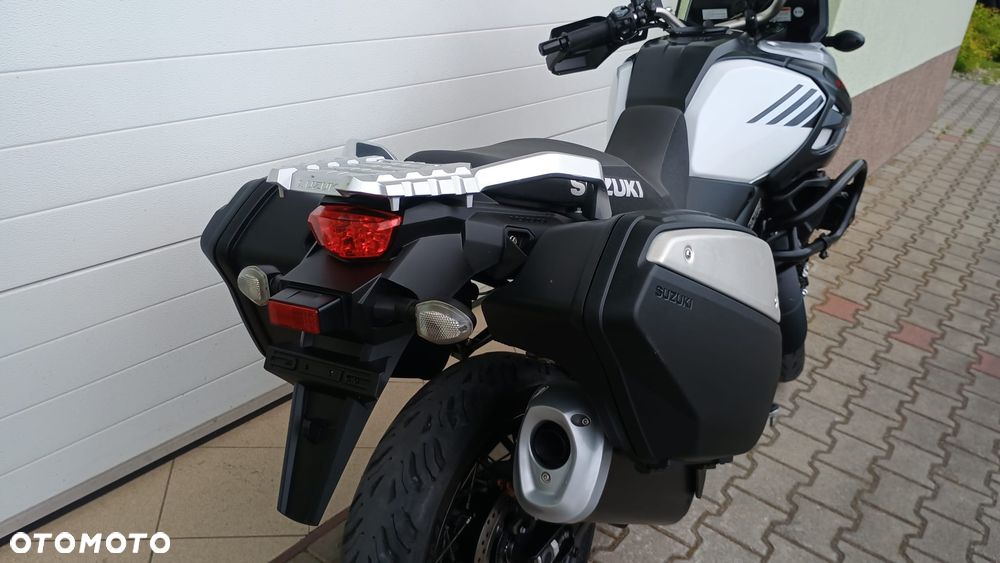Suzuki DL - 8