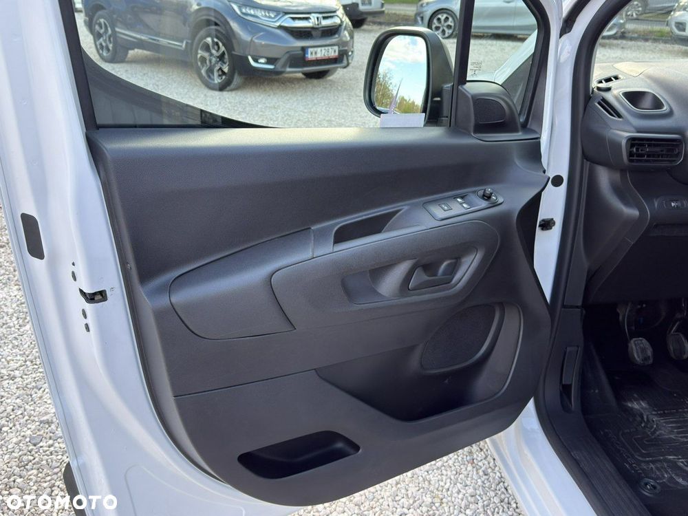 Toyota Proace City - 14