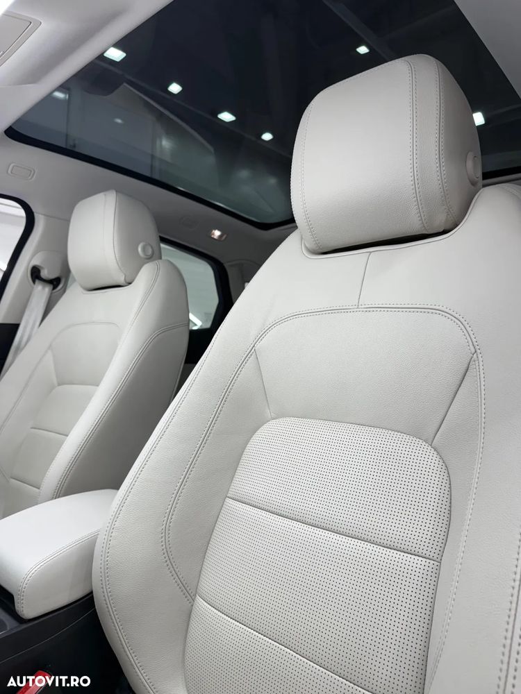 Jaguar E-Pace P250 AWD R-Dynamic HSE - 5