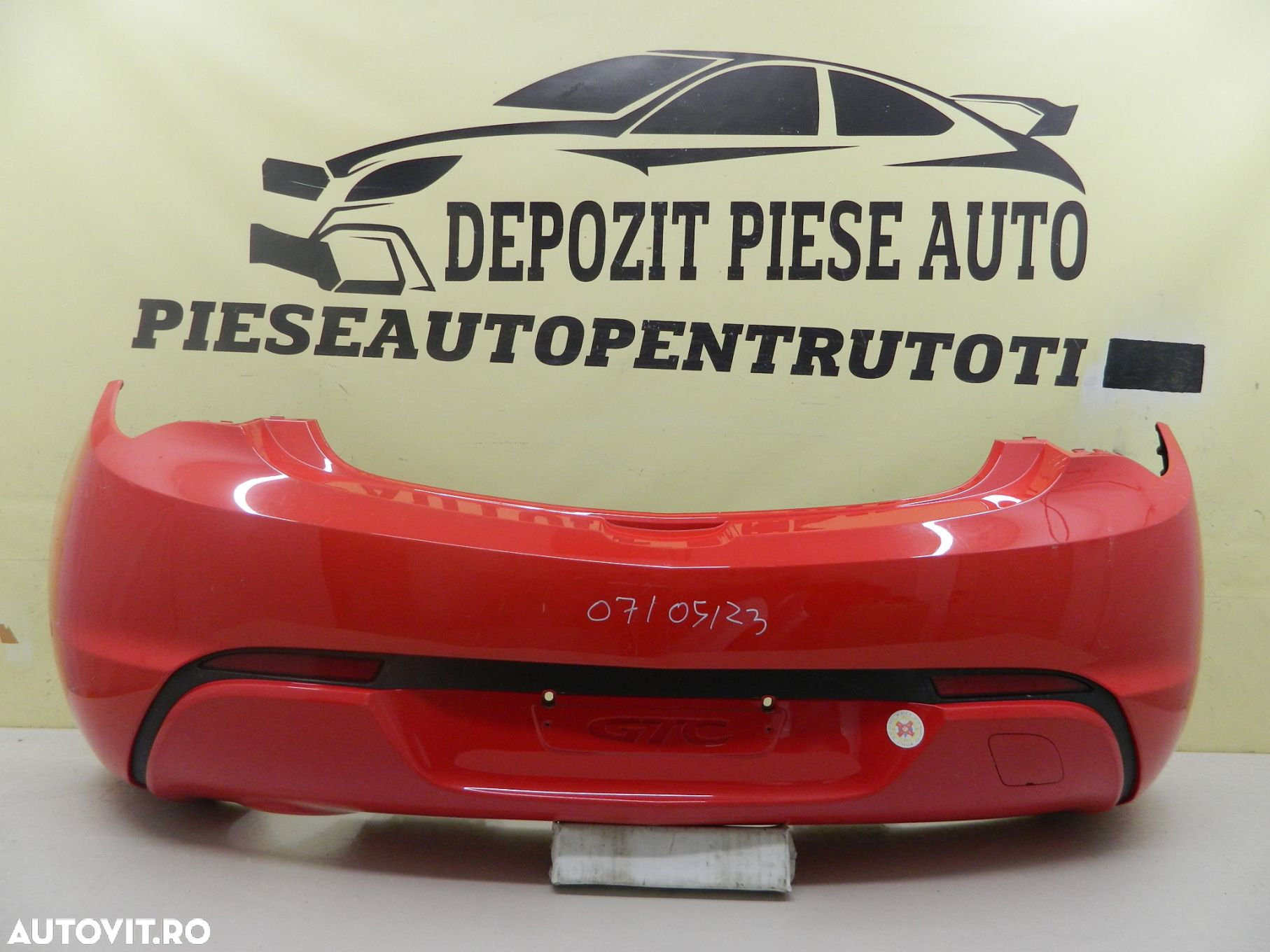 Bara Spate Opel Astra J GTC Hatchback, 2009, 2010, 2011, 2012, 2013, 2014, 2015, cod origine 13266075 - 2
