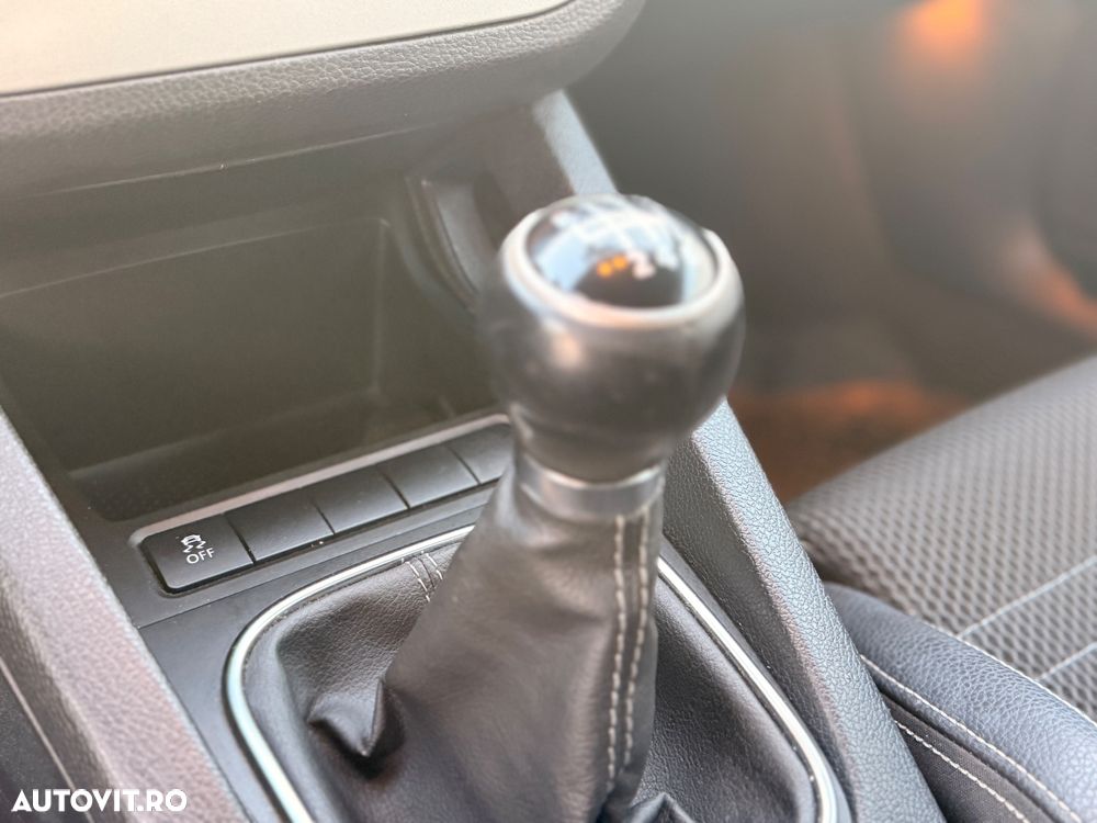 Volkswagen Scirocco - 11