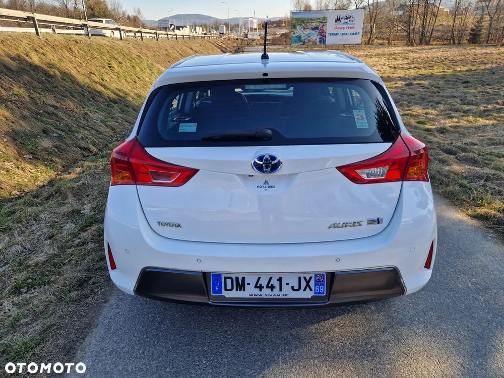 Toyota Auris - 4