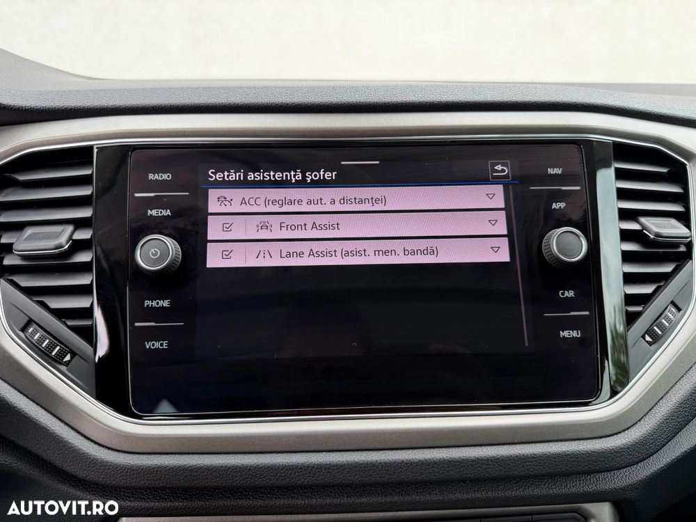 Volkswagen T-Roc 1.5 TSI DSG Design - 15
