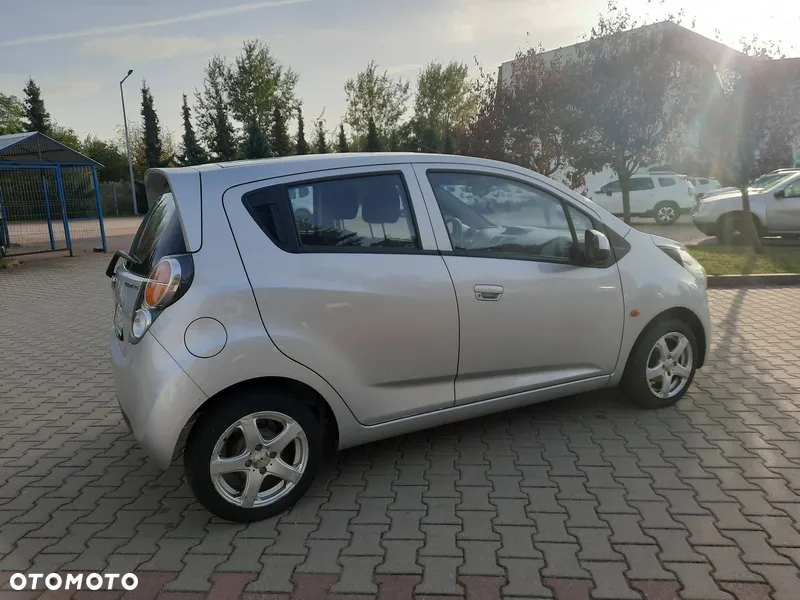 Chevrolet Spark - 11