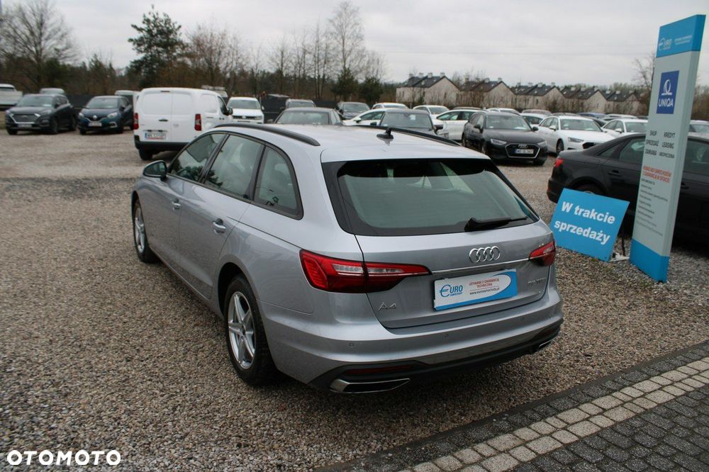Audi A4 Avant - 9