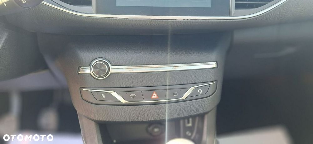 Peugeot 308 - 14