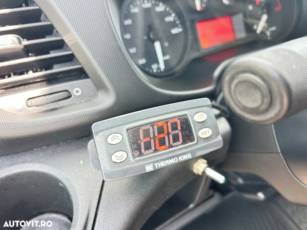 Iveco Daily 3.0 D FRIGORIFIC 8 EUROPALETI - 4