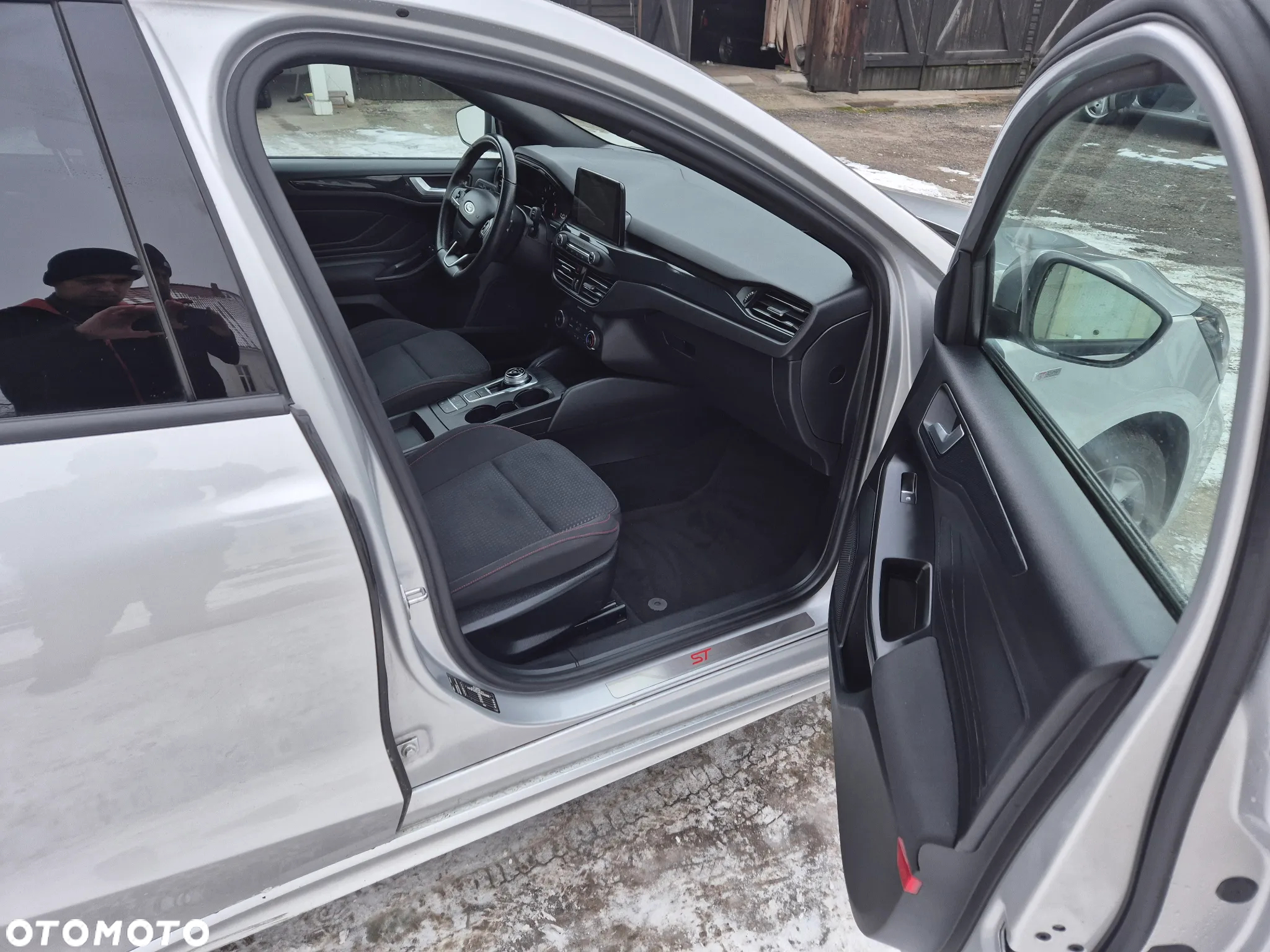 Ford Focus Turnier 1.5 TDCi DPF Start-Stopp-System ST-Line - 13