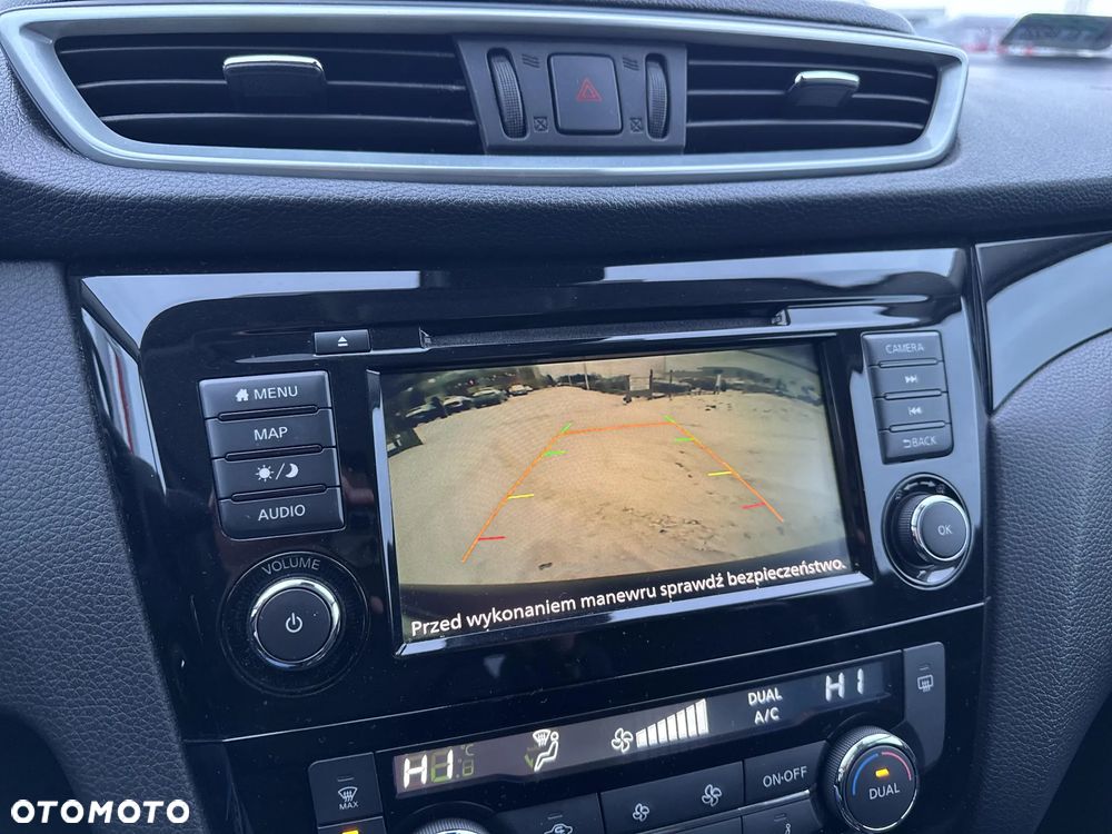 Nissan Qashqai 1.3 DIG-T ACENTA - 18