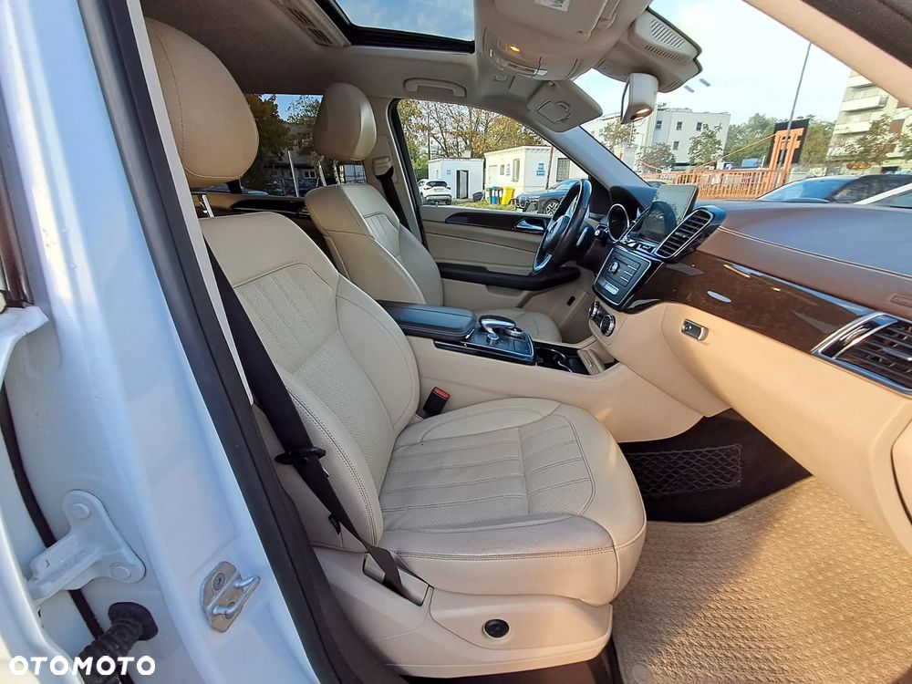Mercedes-Benz GLS 400 4Matic 9G-TRONIC - 6