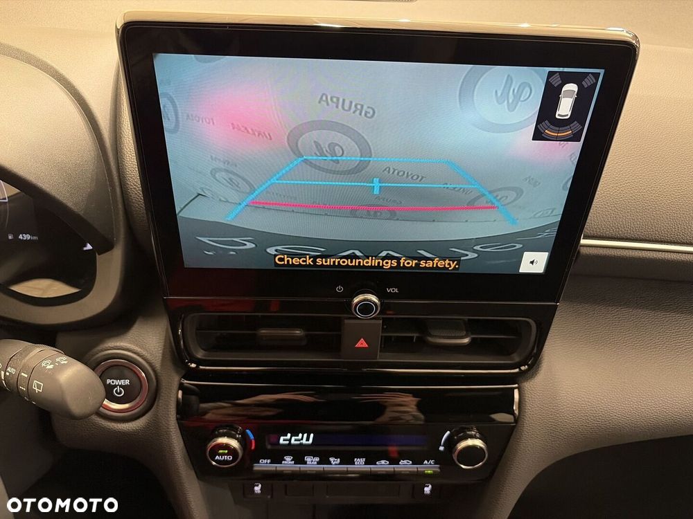 Toyota Yaris Cross Hybrid 1.5 Style - 17