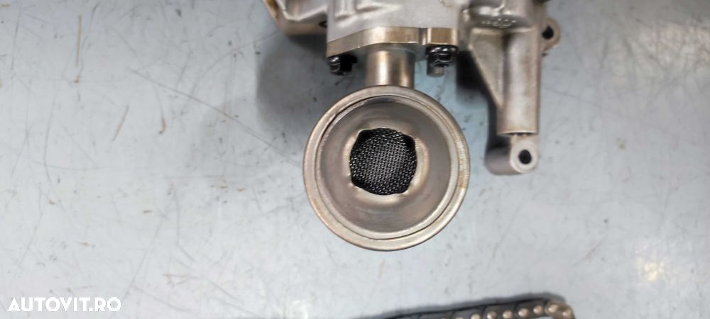 Pompa ulei cu lant volkswagen cod motor AVF cod 038115105B - 6