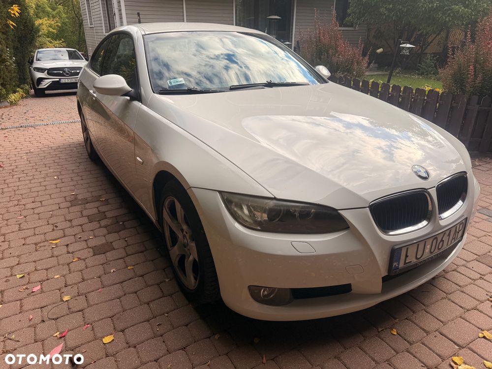 BMW Seria 3 320i - 5