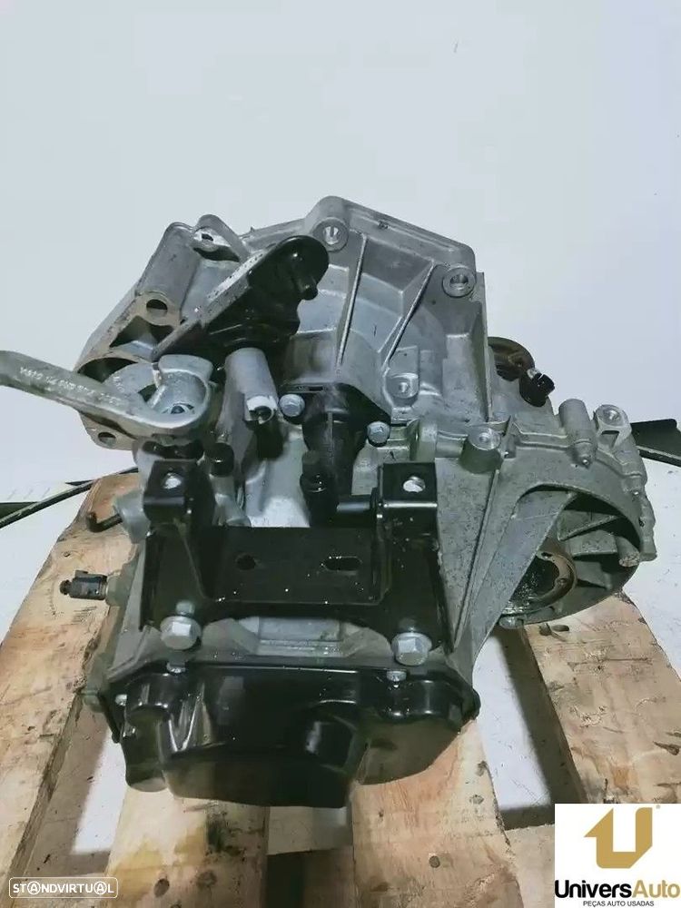 CAIXA VELOCIDADES SKODA FABIA I 2015 -LNR - 2