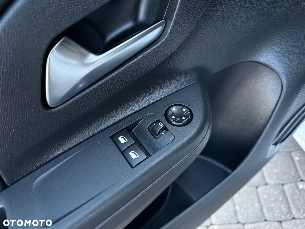 Opel Corsa 1.2 Edition Business Pack S&S - 36