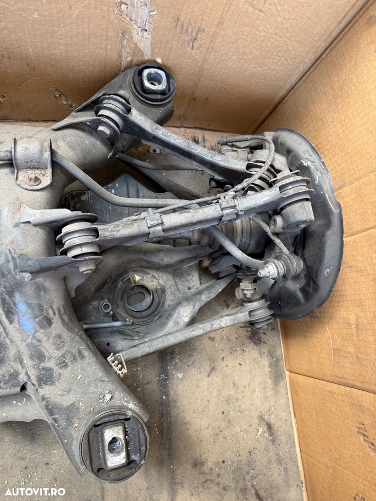 Punte spate BMW seria 3 F30, F31, F32, F36 seria 1 F20, F21 fara rugina - 3