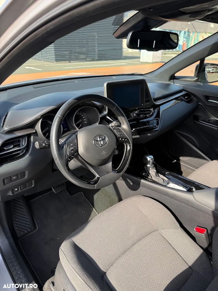 Toyota C-HR 1.8 HSD 122 CP 4x2 CVT C-ult Style - 11