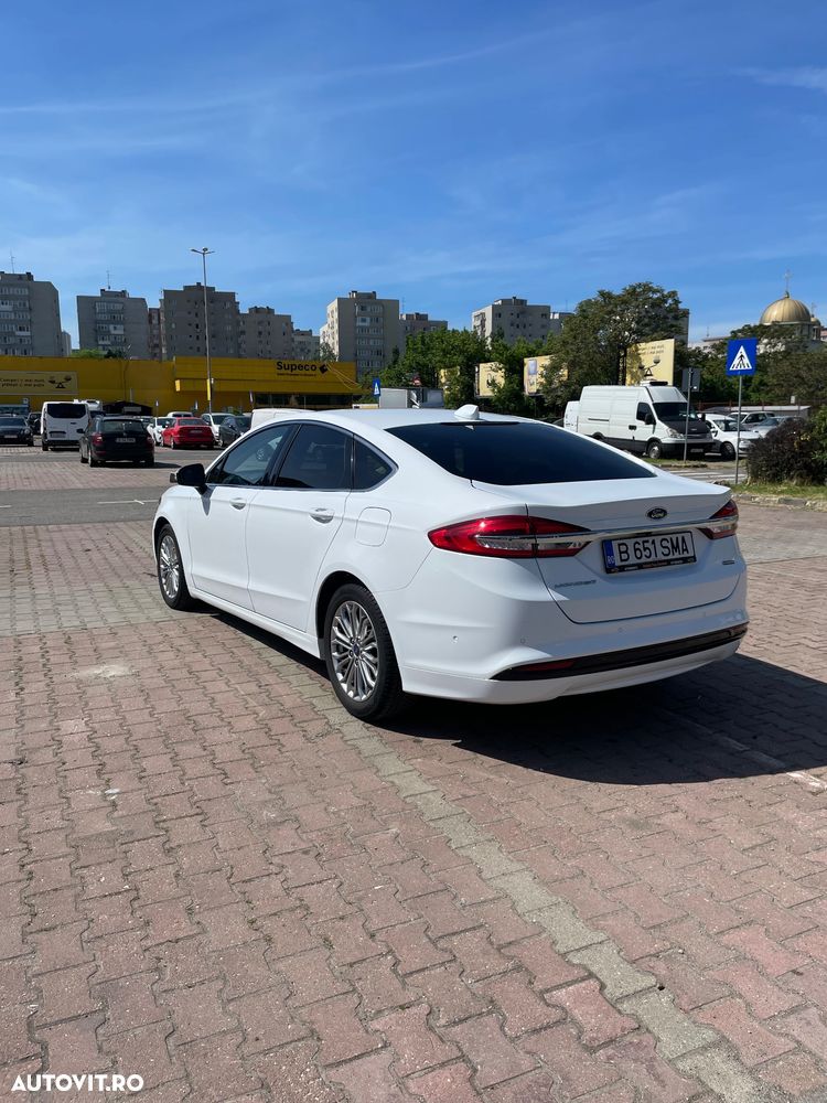 Ford Mondeo 2.0 HEV Titanium - 15