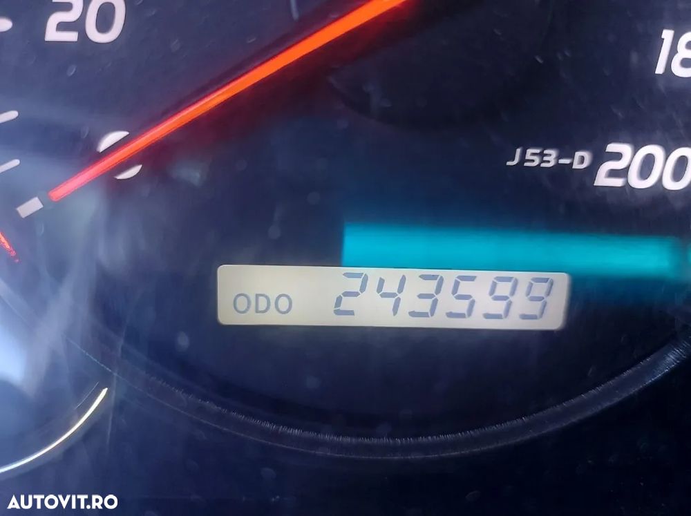 Toyota Land Cruiser - 8