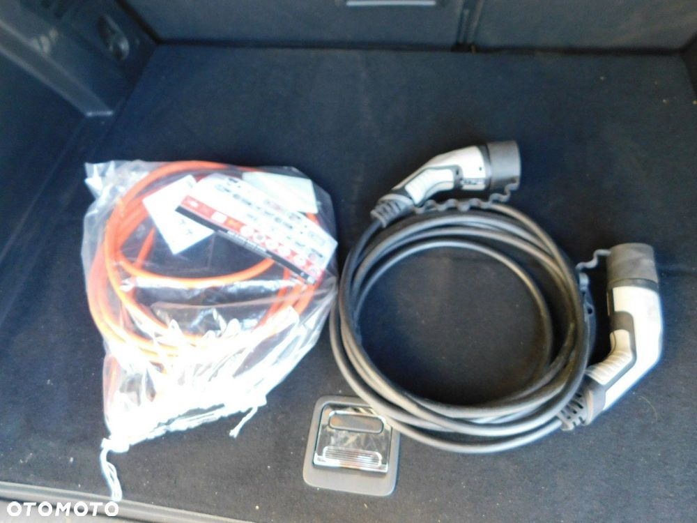 Peugeot 3008 1.6 PureTech Hybrid PHEV Allure Pack S&S EAT8 - 17