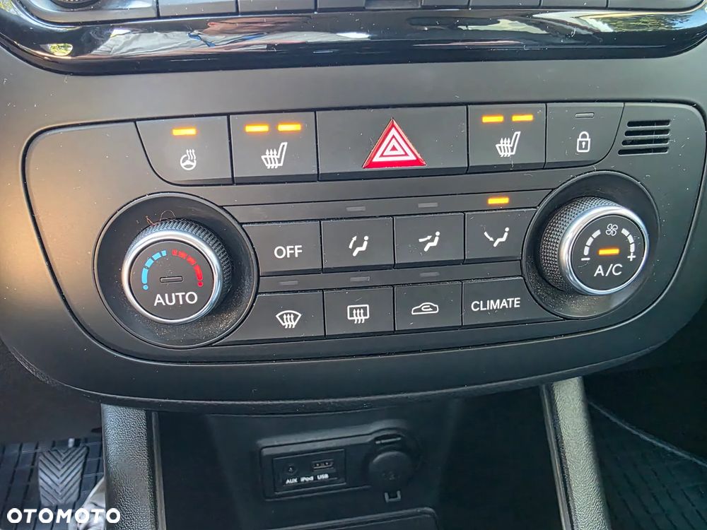 Kia Venga 1.6 Business Line - 23