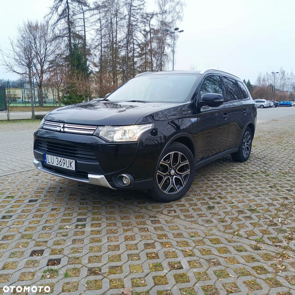 Mitsubishi Outlander 2.0 4WD Top - 2
