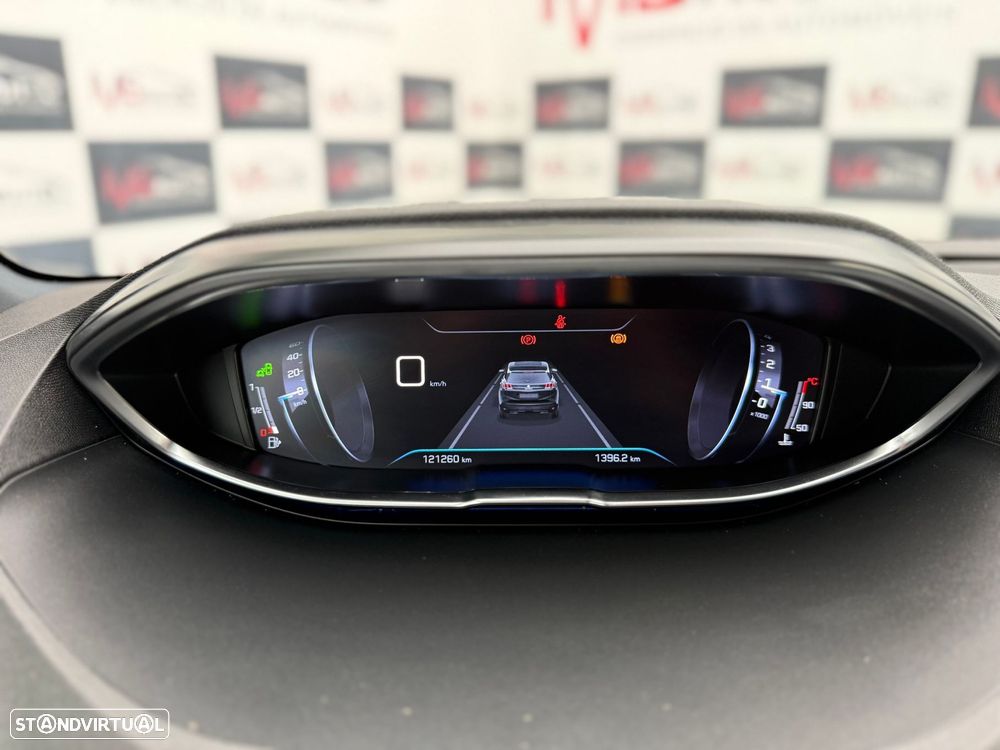 Peugeot 3008 1.5 BlueHDi GT Line - 24