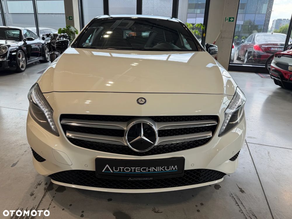 Mercedes-Benz Klasa A 180 CDI (BlueEFFICIENCY) 7G-DCT Urban - 3