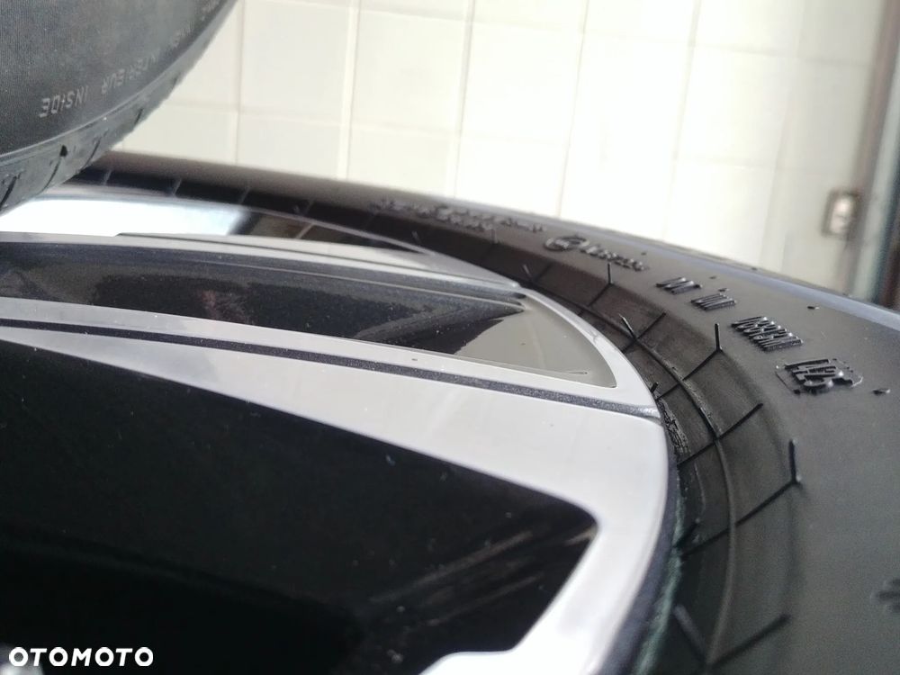 PREMIUM Volvo XC-60 XC60 5-V Spoke Diamond Cut Pirelli Scorpion 235/55R19 105W - 6