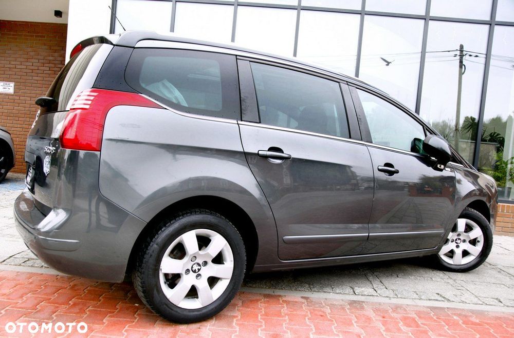 Peugeot 5008 - 27