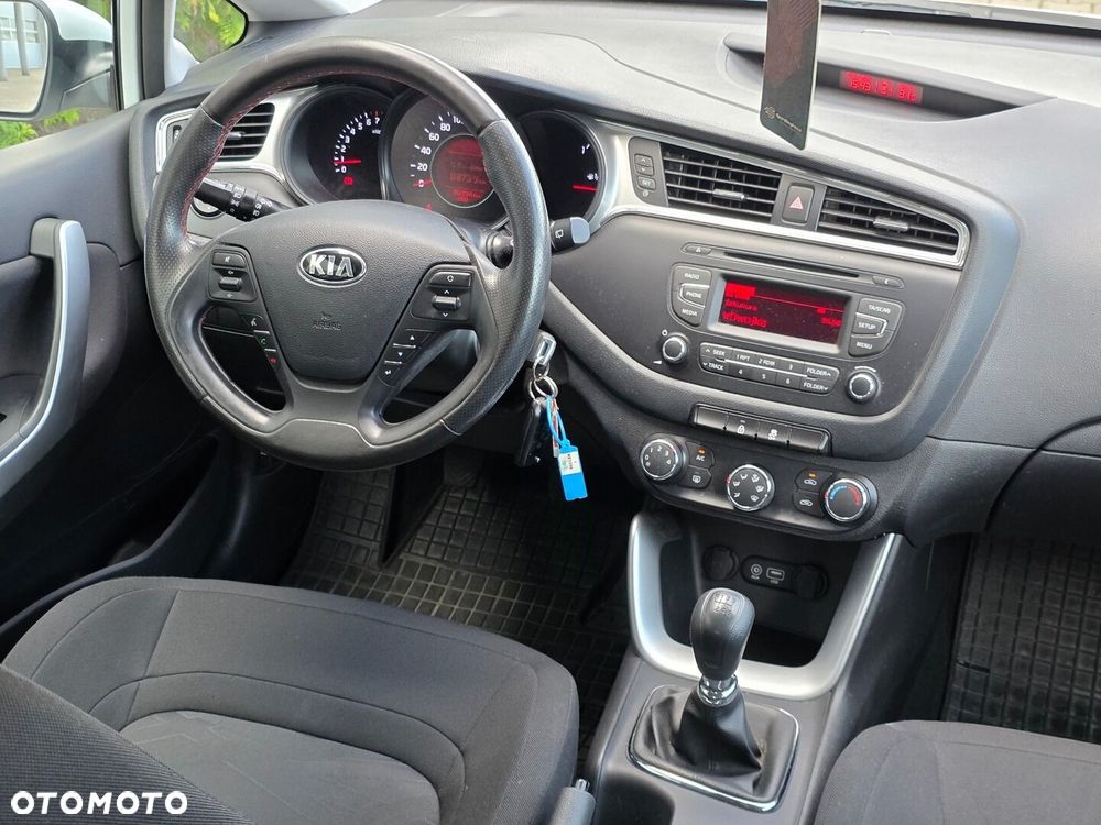 Kia Ceed 1.4 S - 22