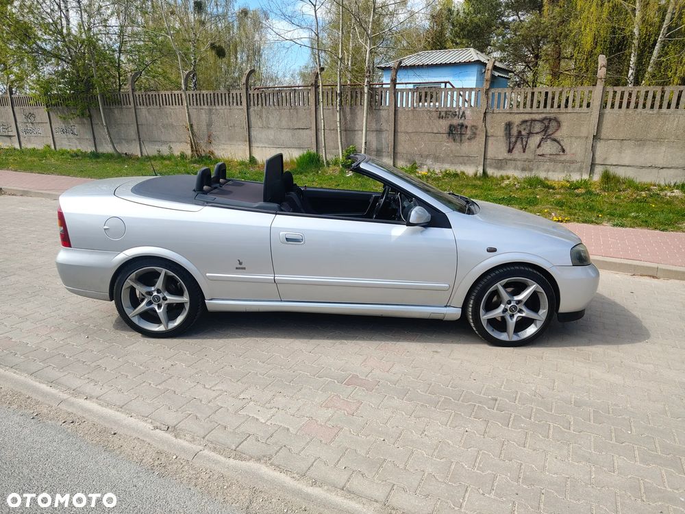 Opel Astra 1.8 Bertone - 16