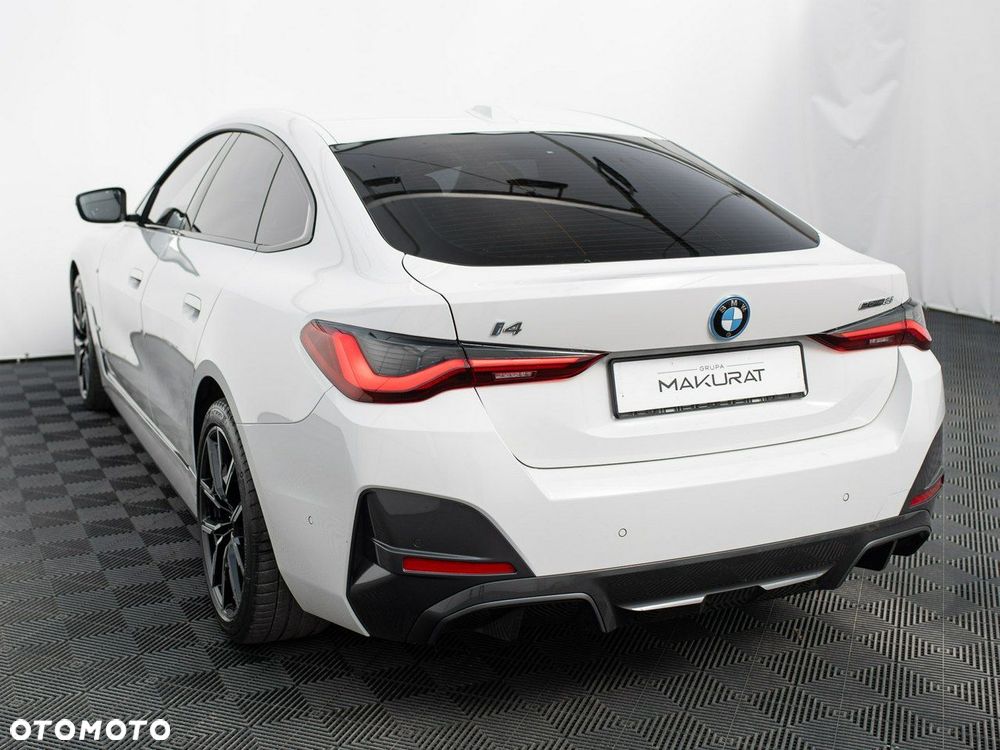 BMW i4 - 5