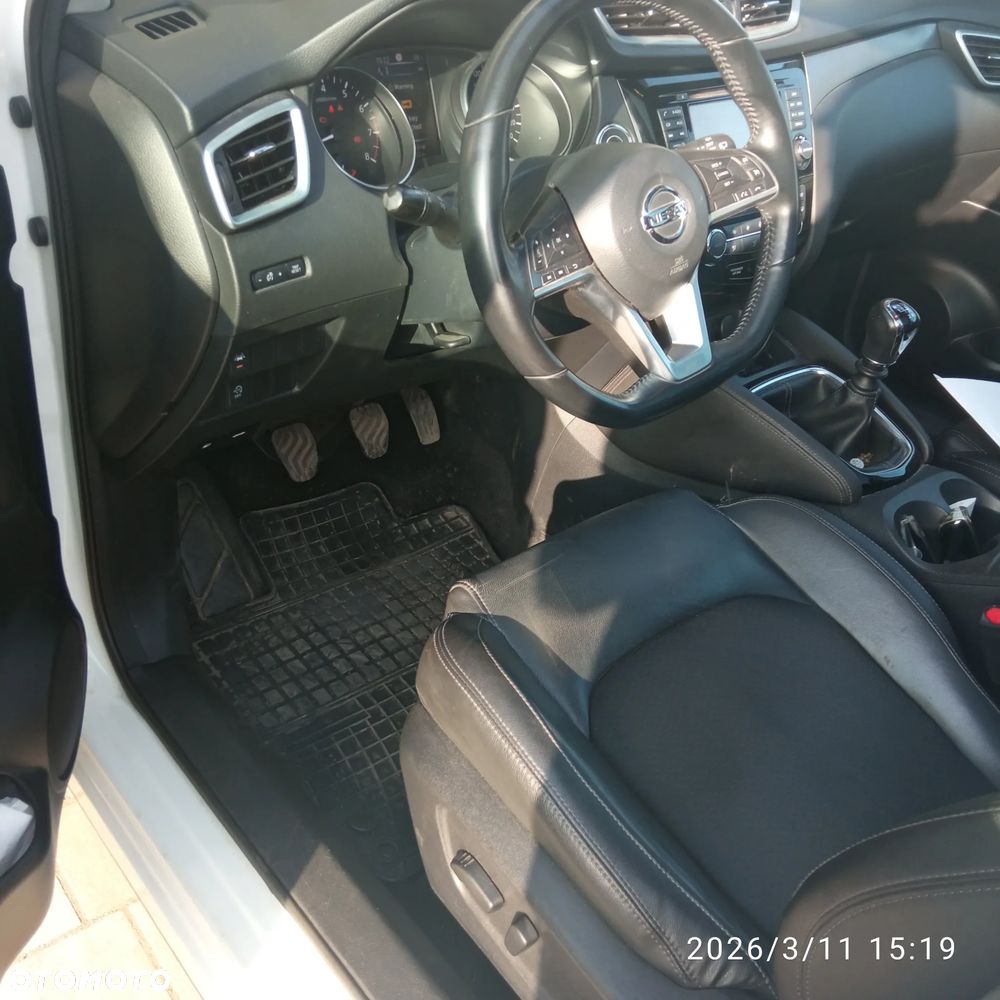Nissan Qashqai 1.6 DIG-T Tekna - 5
