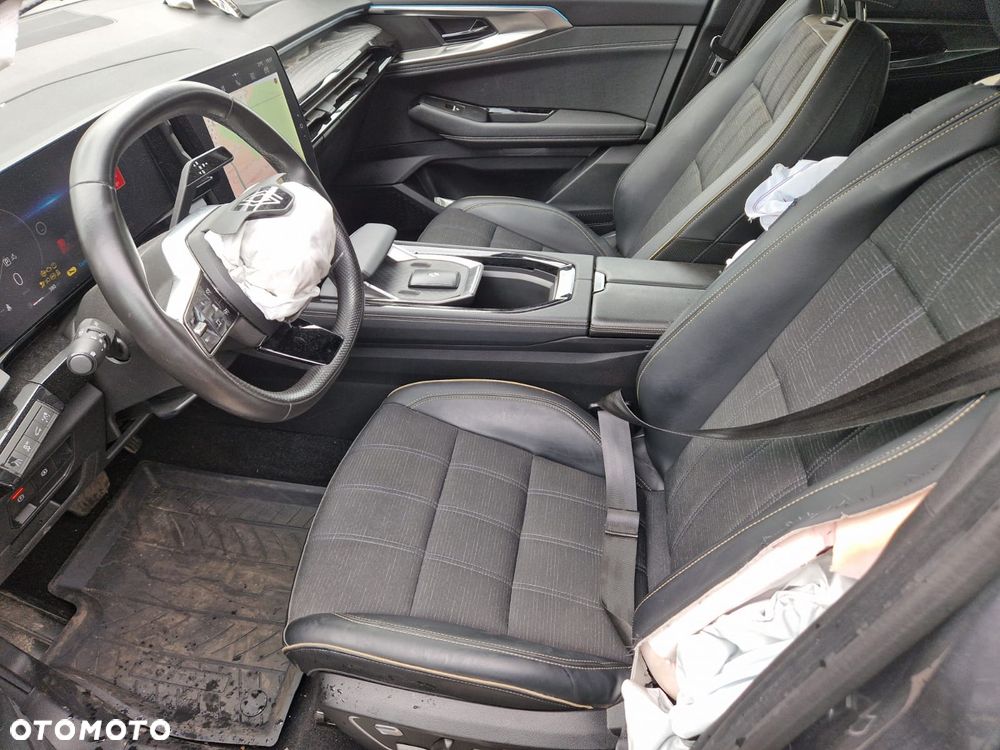 Renault Austral 1.3 TCe mHEV Iconic - 15