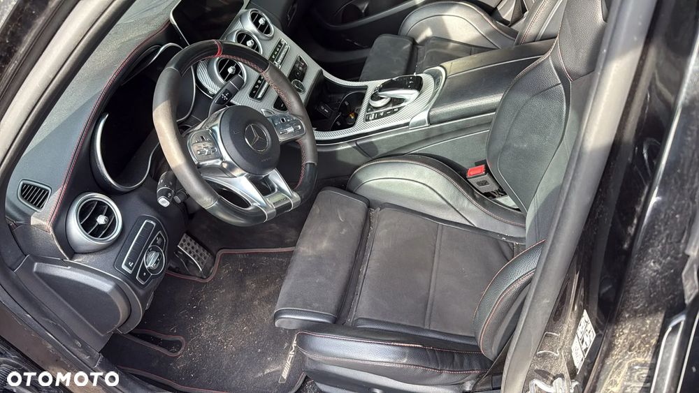 Mercedes-Benz Klasa C AMG 43 4Matic 9G-TRONIC - 17