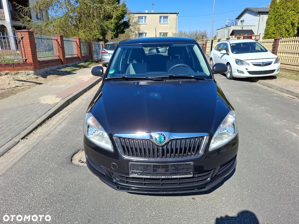 Skoda Fabia 1.2 HTP Active - 10
