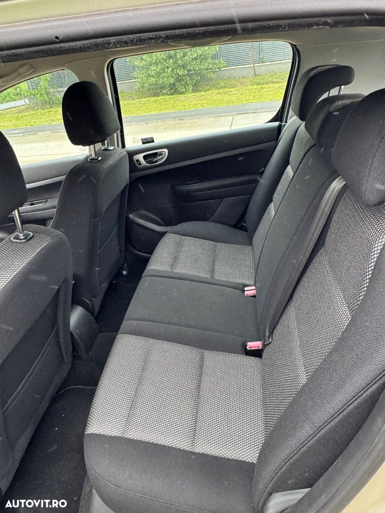 Peugeot 307 1.6 XT Premium - 11