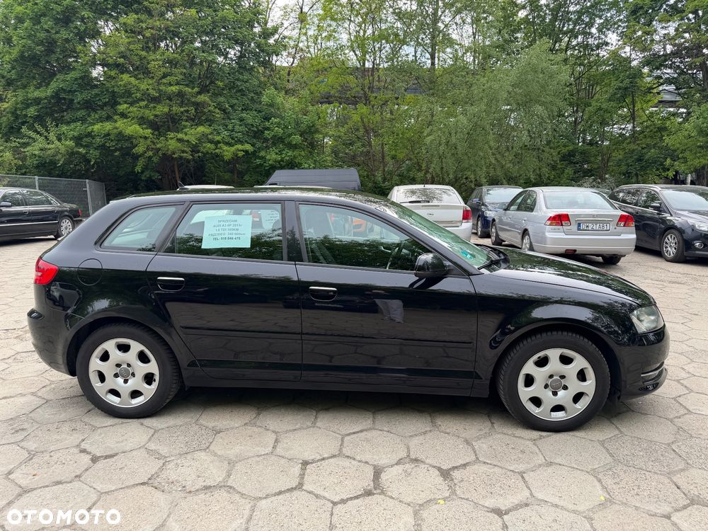 Audi A3 Sportback 1.6 TDI DPF Ambition - 4