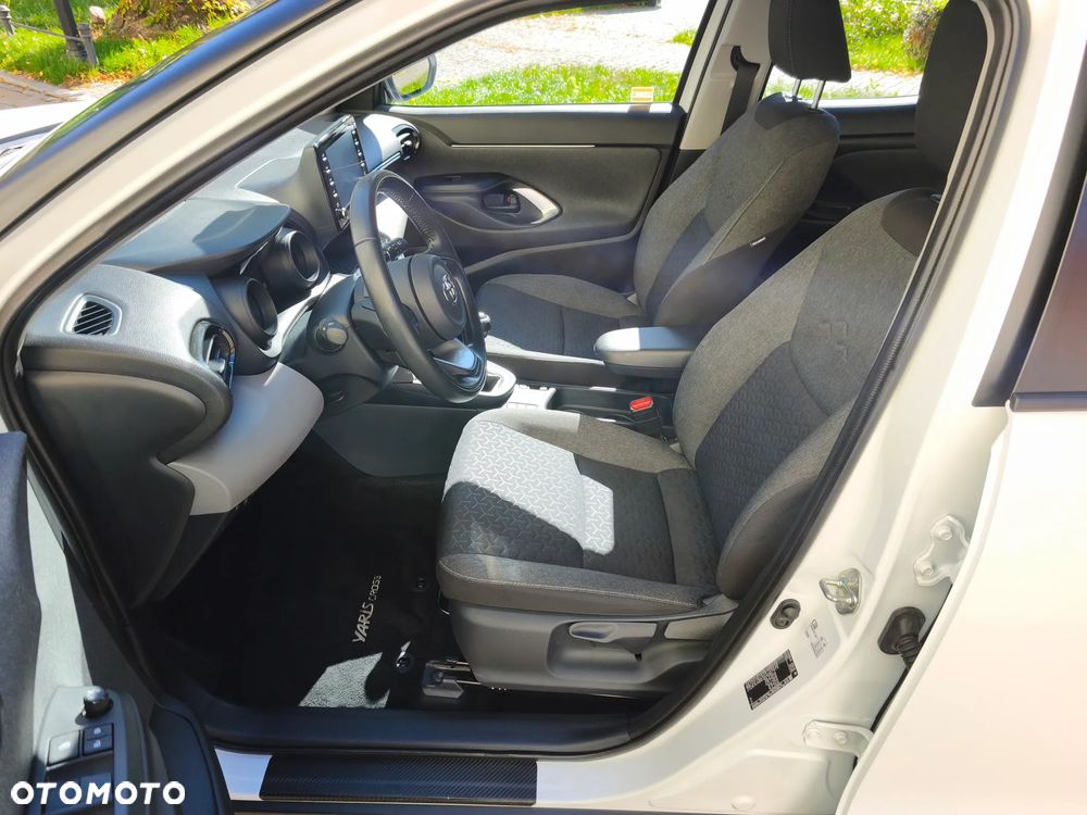 Toyota Yaris Cross - 8