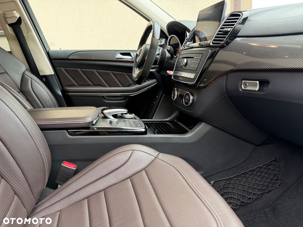 Mercedes-Benz GLS AMG 63 4Matic AMG Speedshift 7G-TRONIC - 29